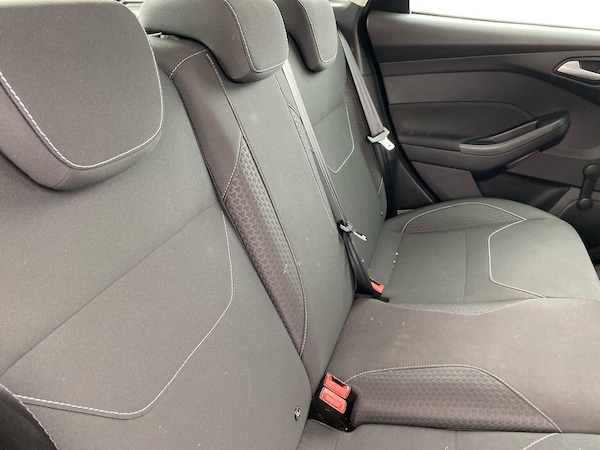 Used Ford Focus 2017 for sale - 76011110: Photo 16