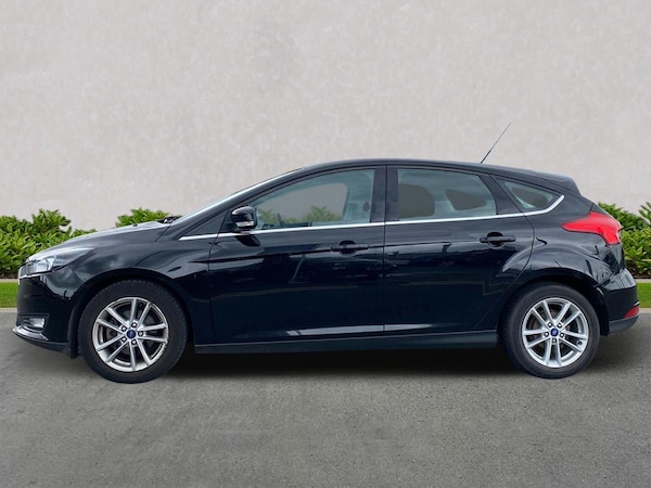 Used Ford Focus 2017 for sale - 76011110: Photo 19