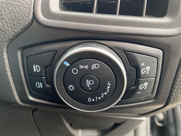 Used Ford Focus 2017 for sale - 76011110: Photo 22