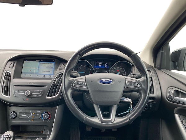 Used Ford Focus 2017 for sale - 76011110: Photo 9