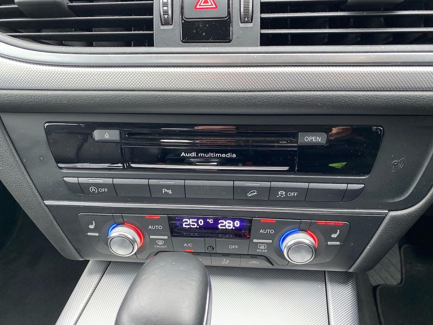 Used Audi A6 Allroad 2015 for sale - 77984042: Photo 12