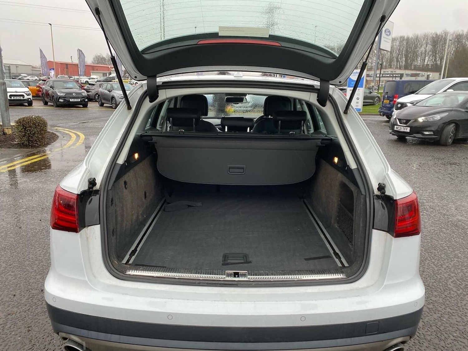 Used Audi A6 Allroad 2015 for sale - 77984042: Photo 17