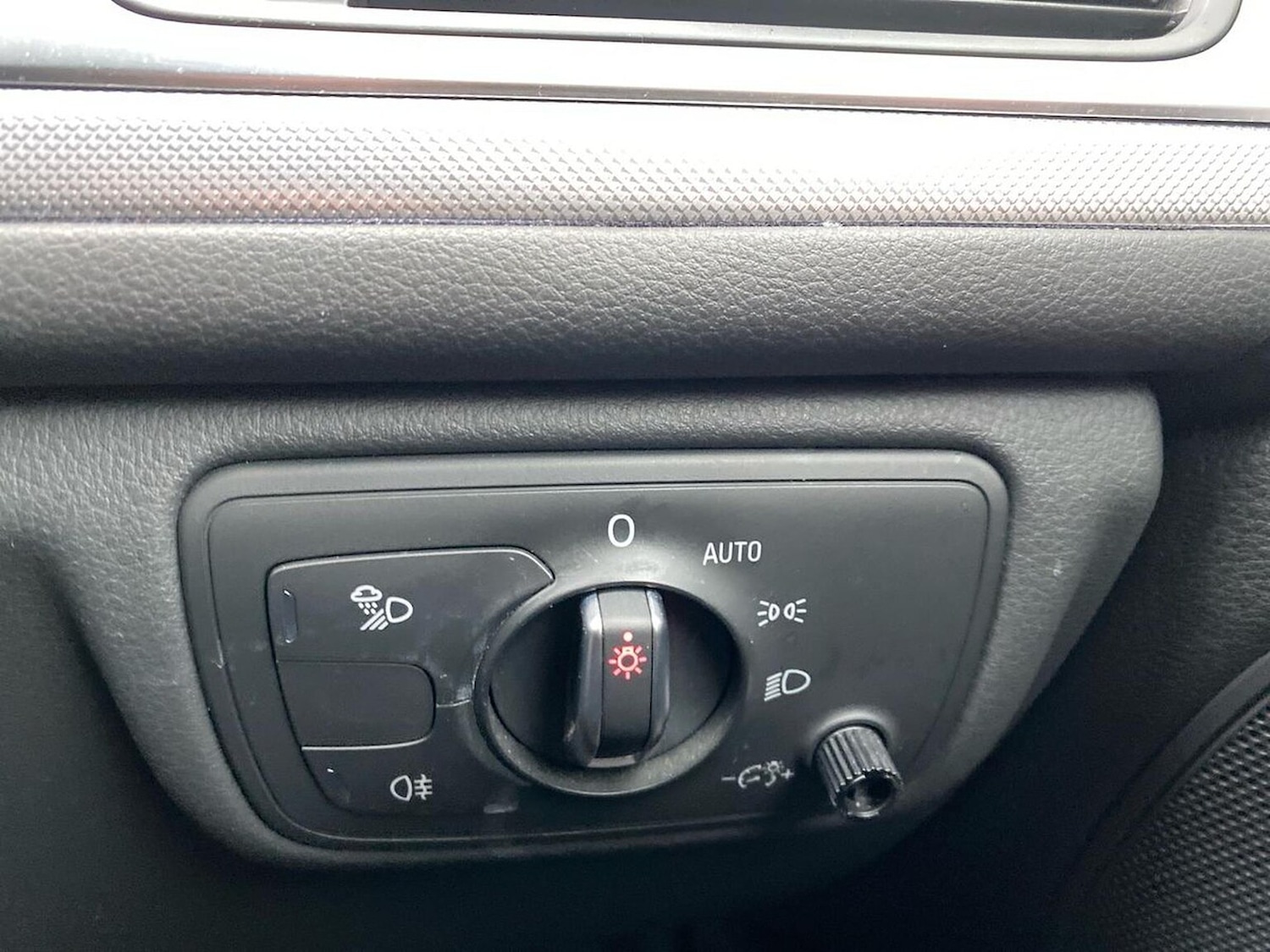 Used Audi A6 Allroad 2015 for sale - 77984042: Photo 22