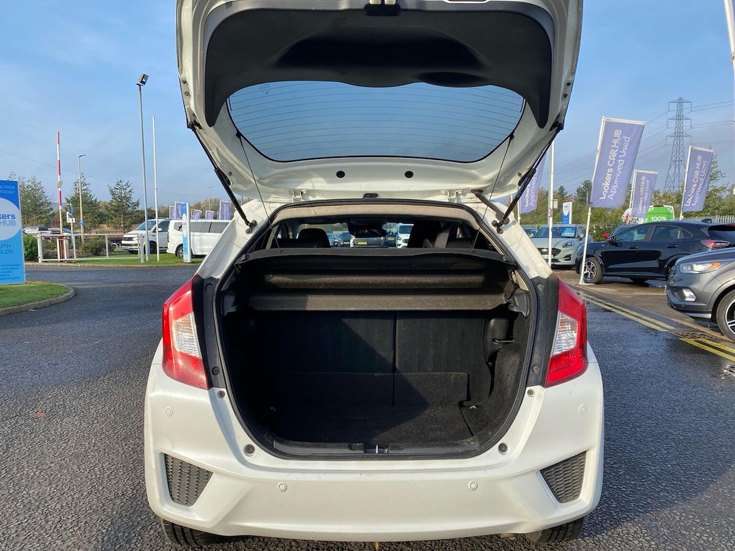 Used Honda Jazz 2017 for sale - 76492384: Photo 17