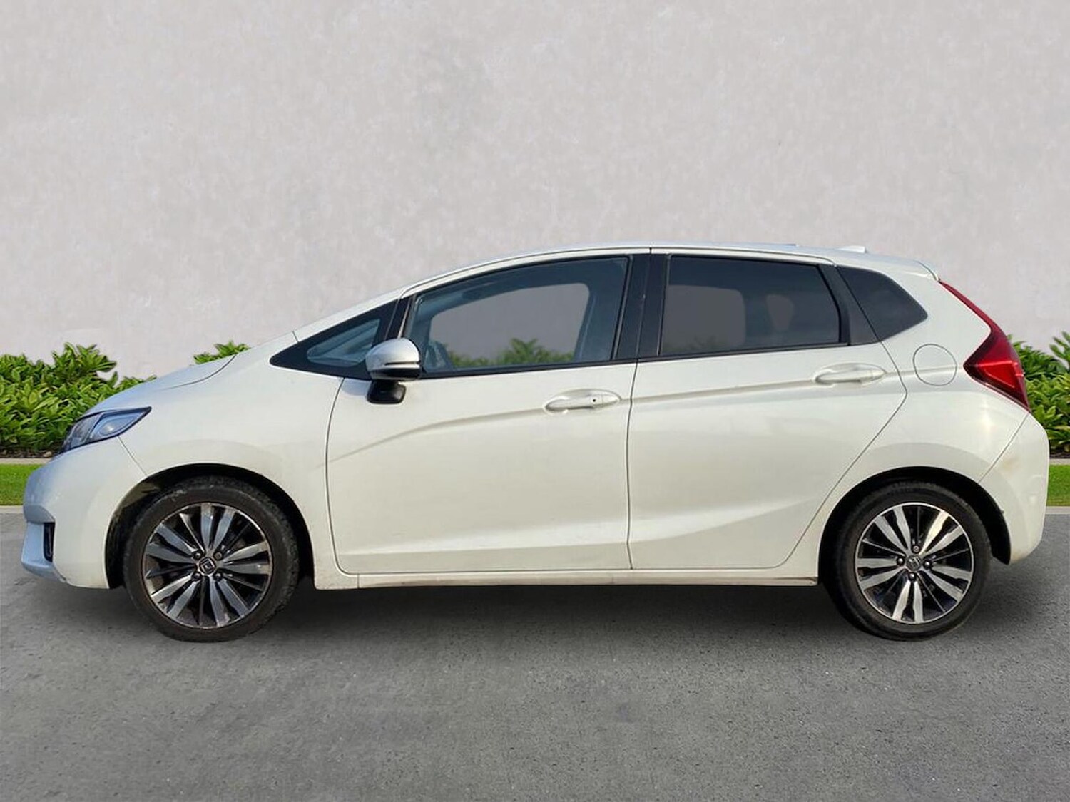 Used Honda Jazz 2017 for sale - 76492384: Photo 19