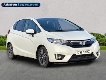 Used Honda Jazz 2017 for sale - 76492384: Photo