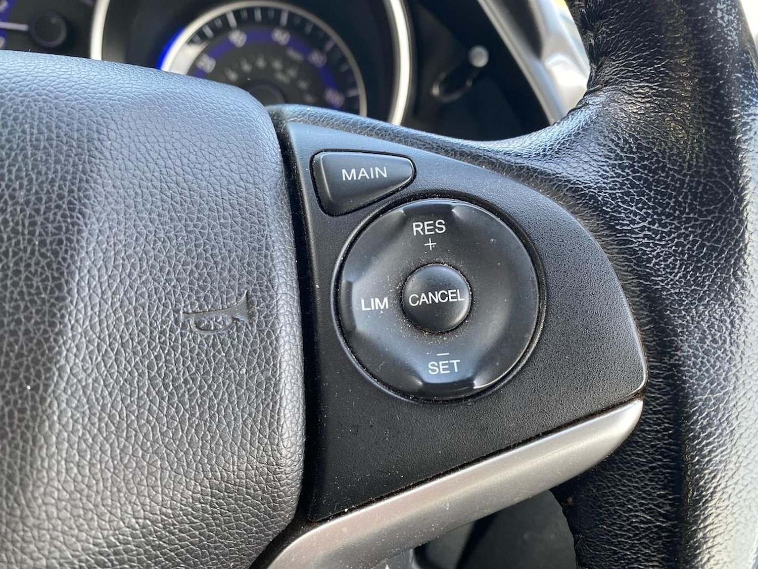 Used Honda Jazz 2017 for sale - 76492384: Photo 27