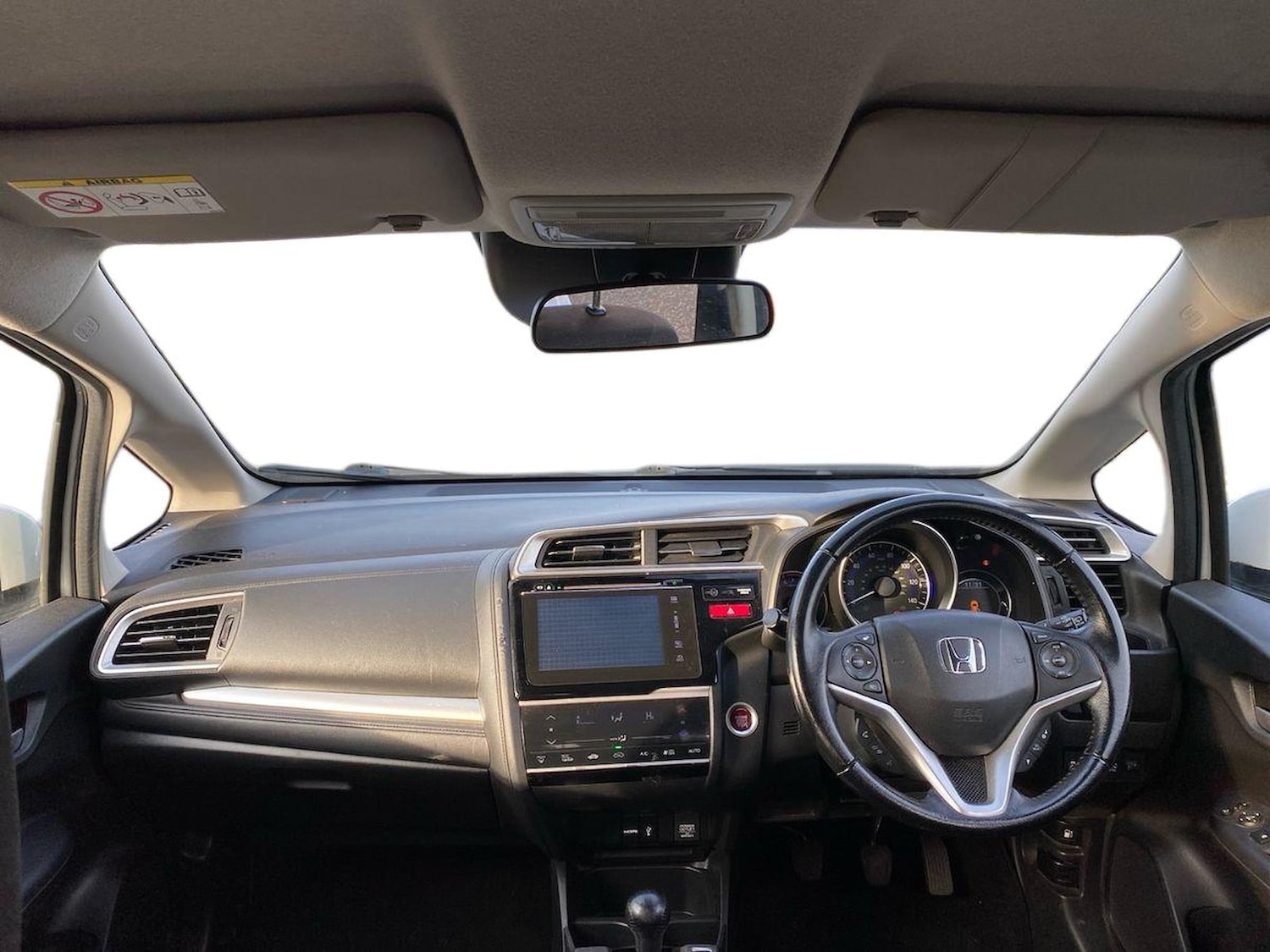 Used Honda Jazz 2017 for sale - 76492384: Photo 8