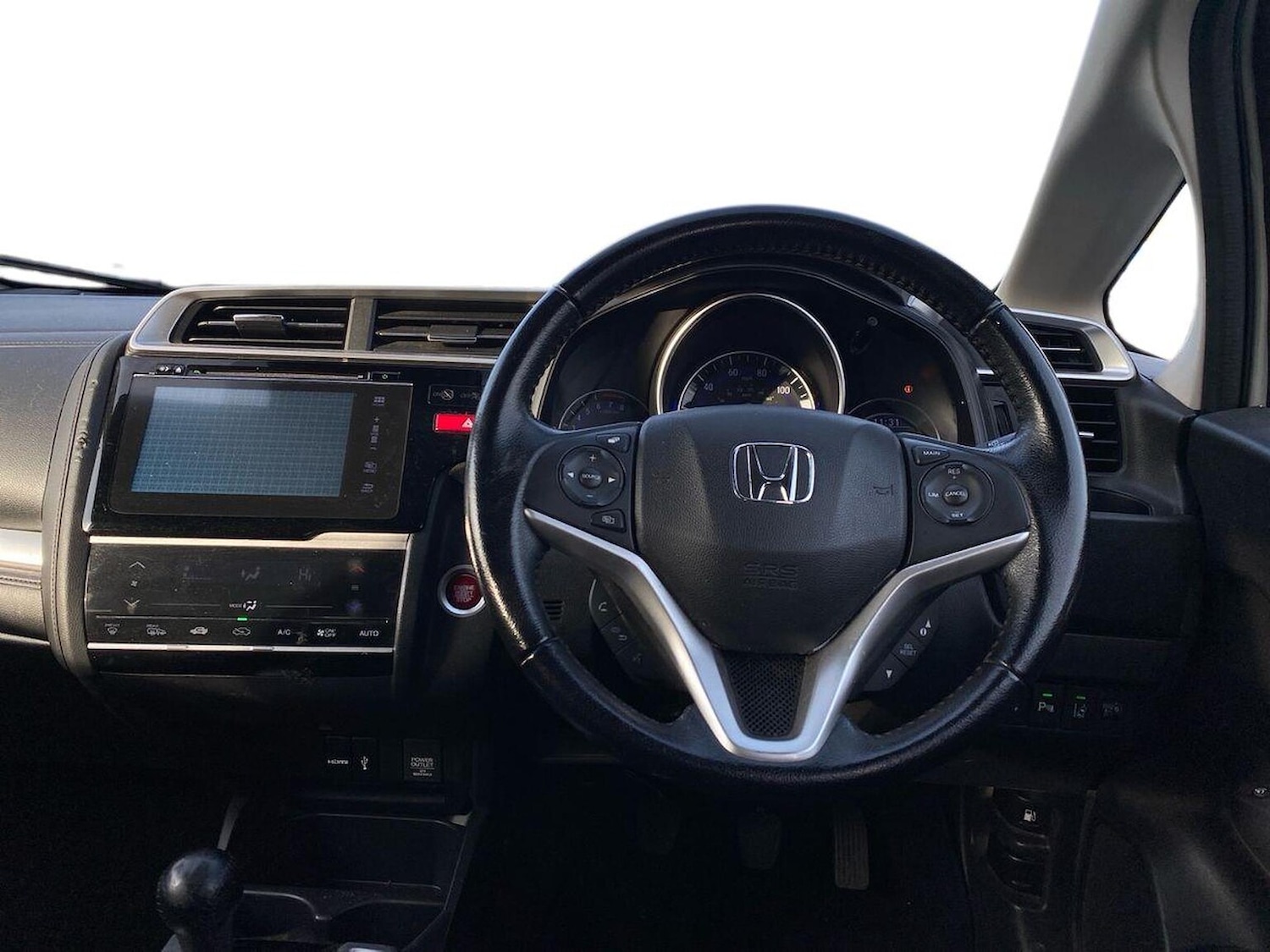 Used Honda Jazz 2017 for sale - 76492384: Photo 9