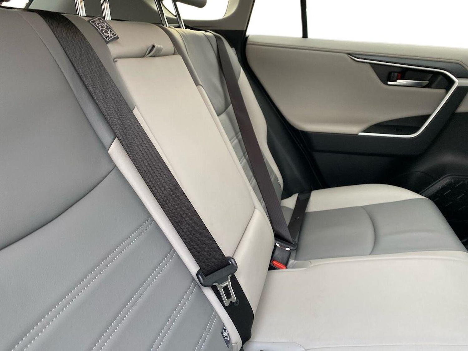 Used Toyota RAV4 2020 for sale - 78191035: Photo 18