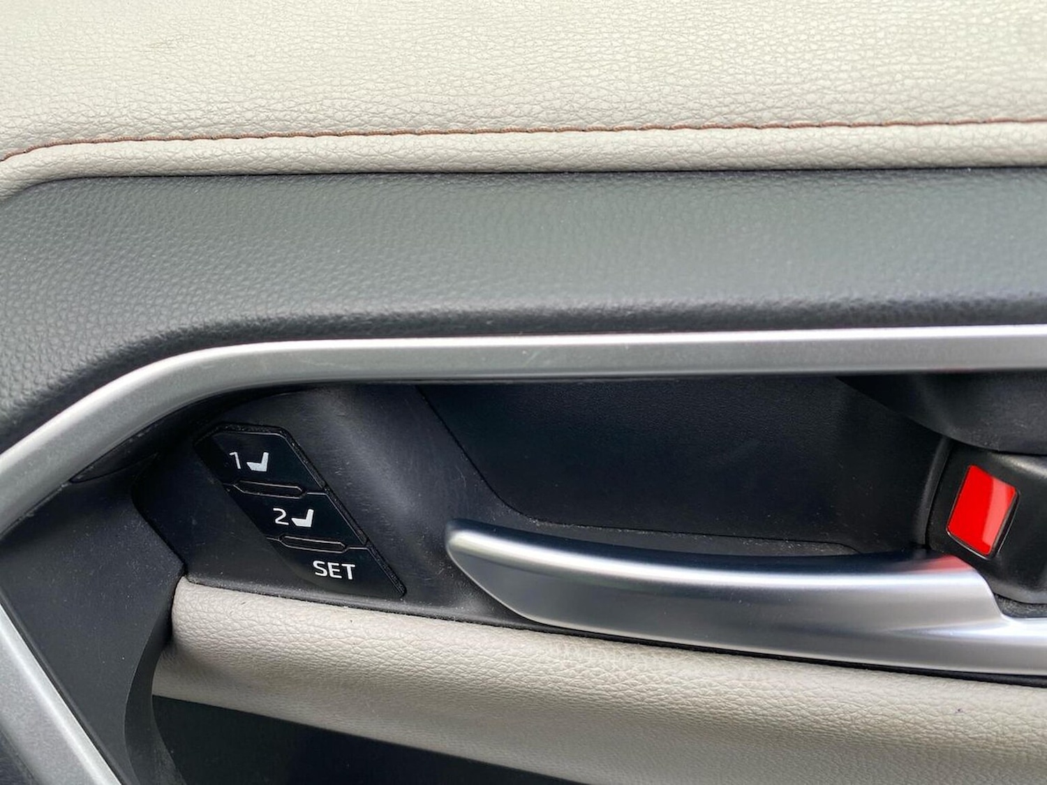 Used Toyota RAV4 2020 for sale - 78191035: Photo 33