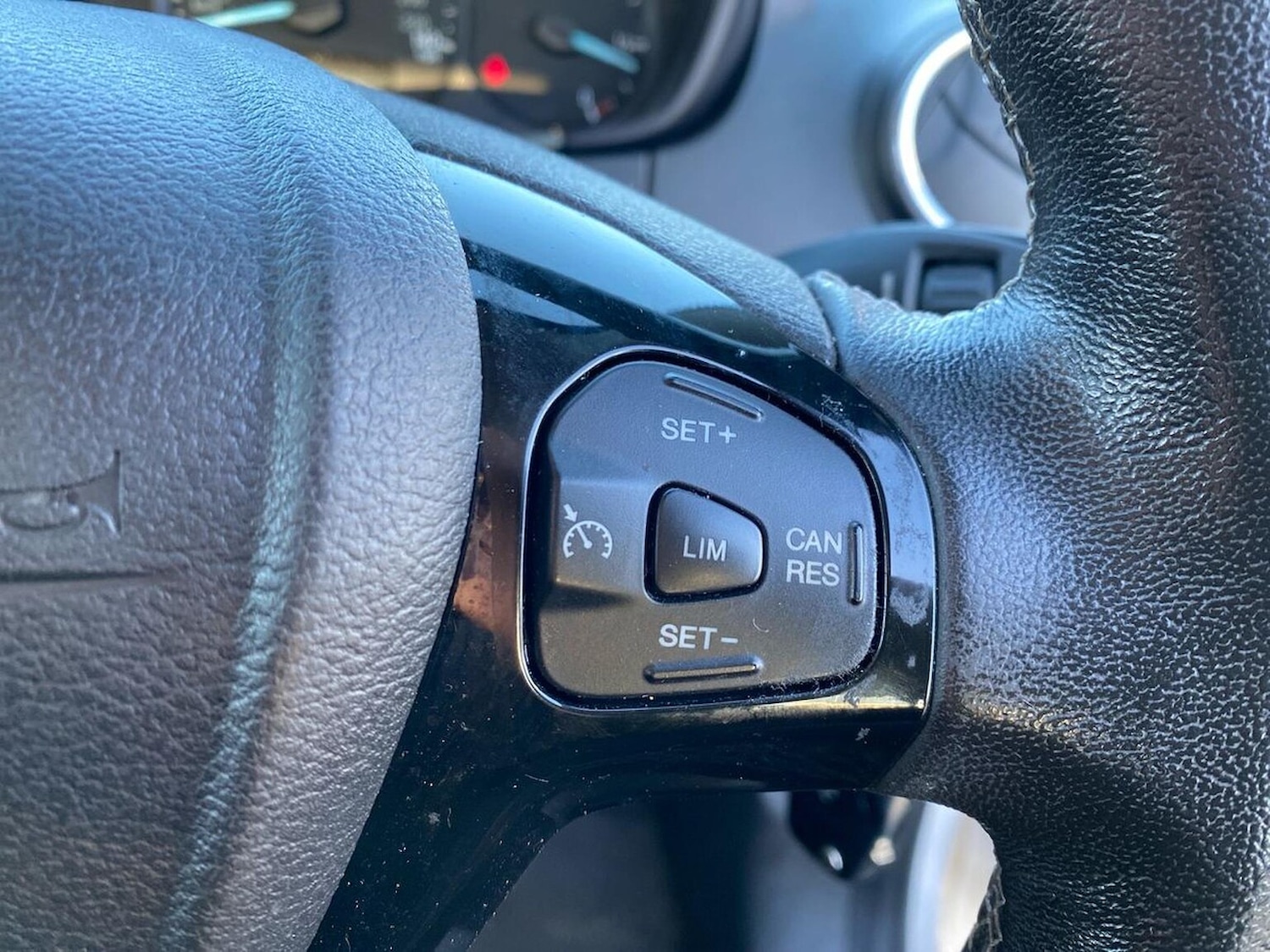 Used Ford Ka+ 2017 for sale - 76387194: Photo 25