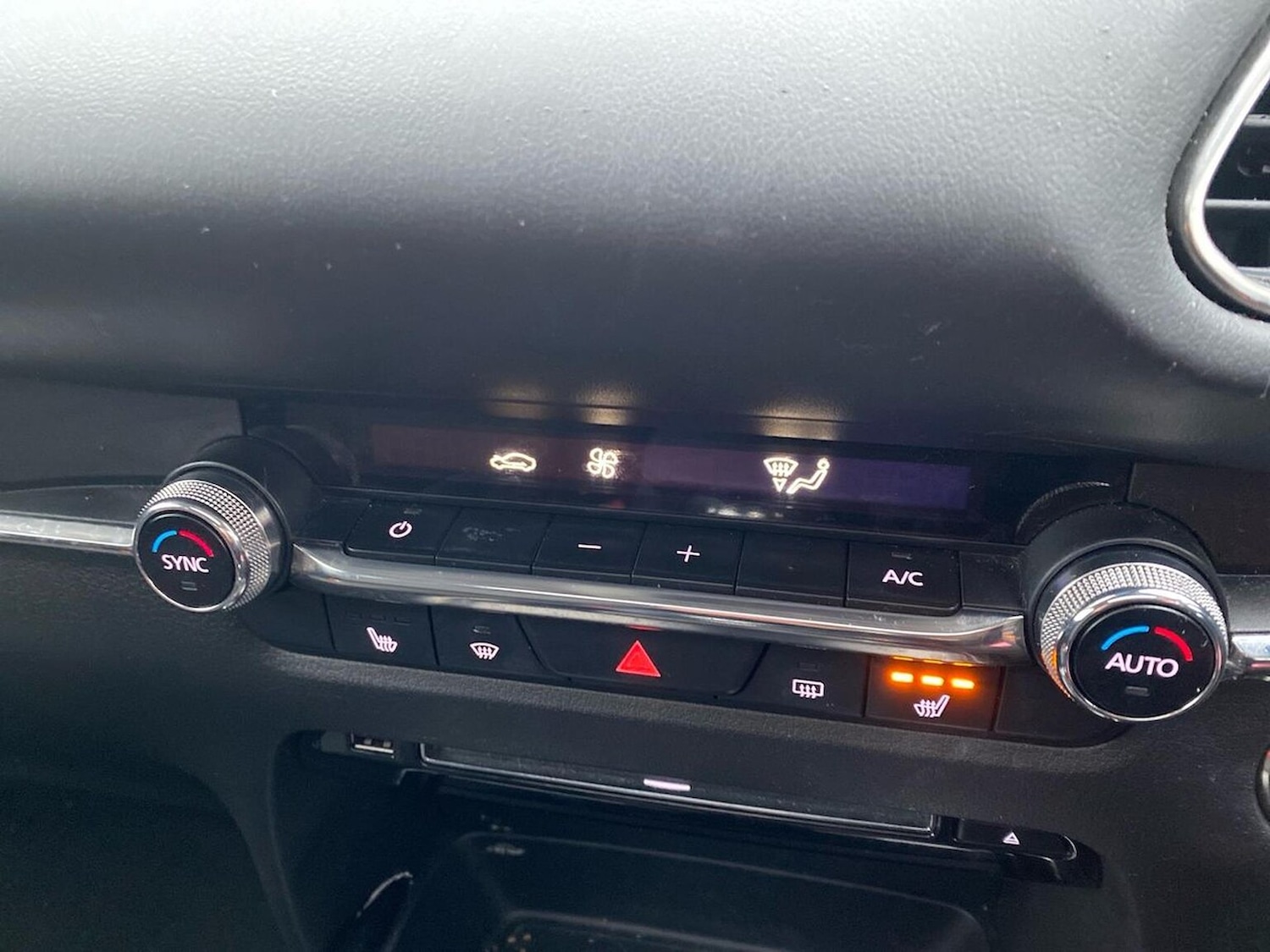 Used Mazda CX-30 2020 for sale - 77901719: Photo 12