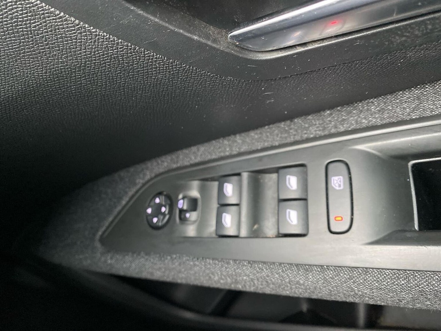 Used Peugeot 5008 2019 for sale - 76969970: Photo 21