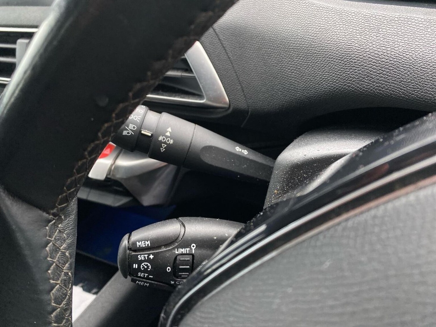 Used Peugeot 5008 2019 for sale - 76969970: Photo 28