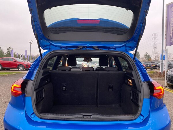 Used Ford Focus 2023 for sale - 75524348: Photo 17