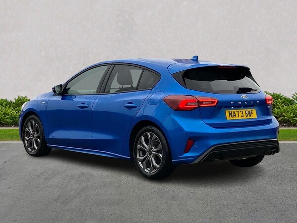 Used Ford Focus 2023 for sale - 75524348: Photo 2