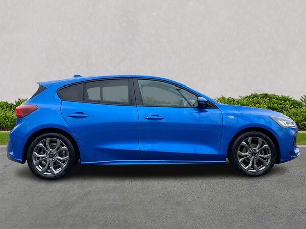 Used Ford Focus 2023 for sale - 75524348: Photo 3