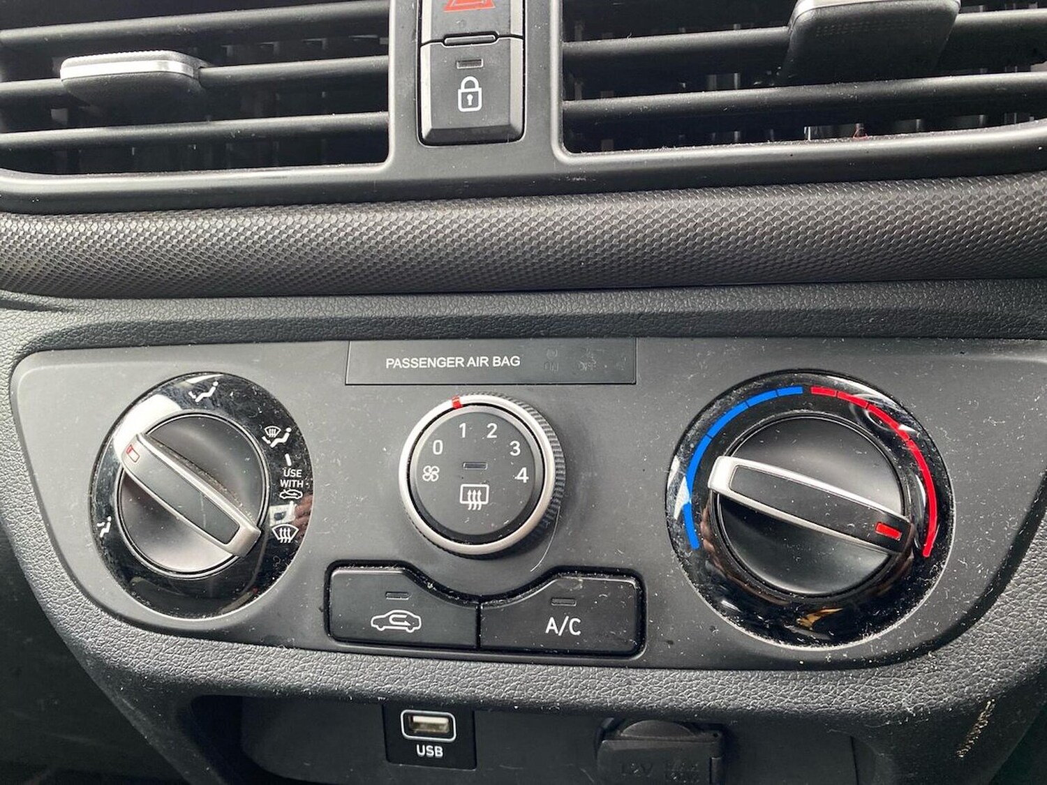 Used Hyundai i10 2021 for sale - 78191940: Photo 14