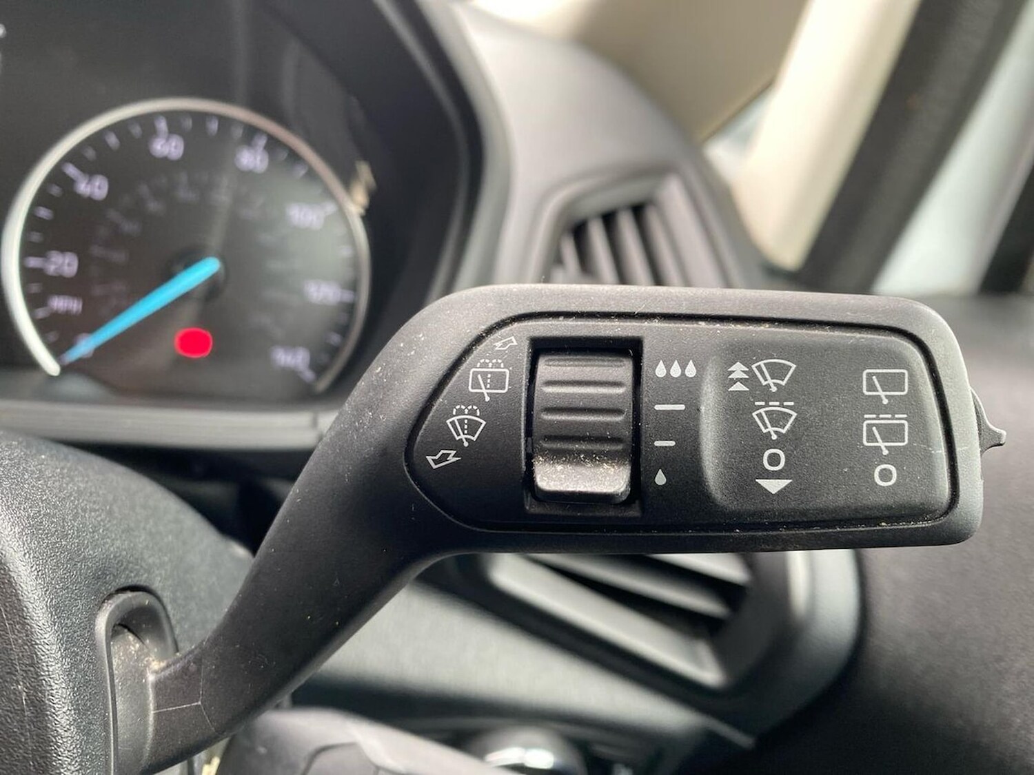 Used Ford Ecosport 2023 for sale - 78191916: Photo 31