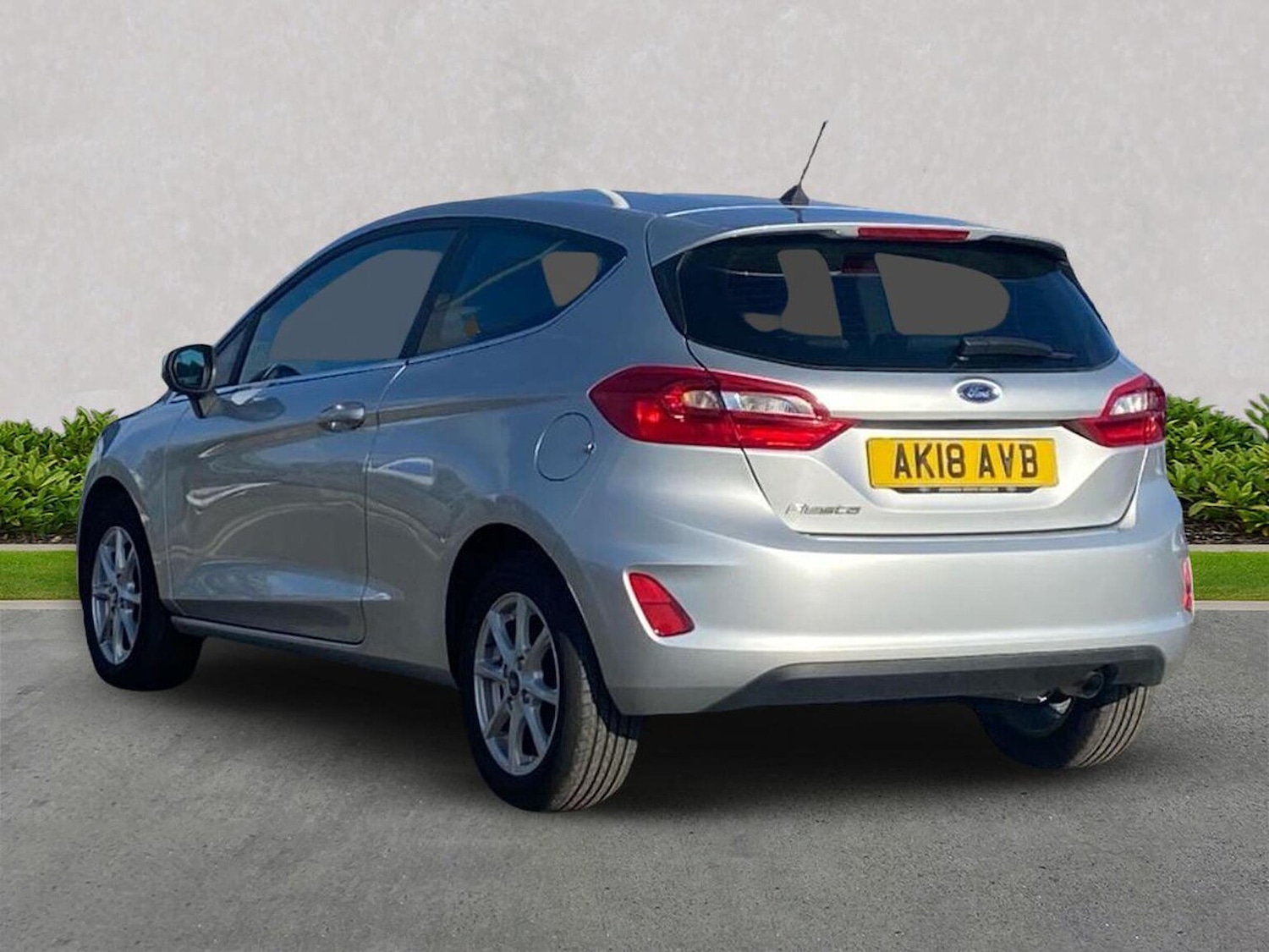 Used Ford Fiesta 2018 for sale - 76392481: Photo 2