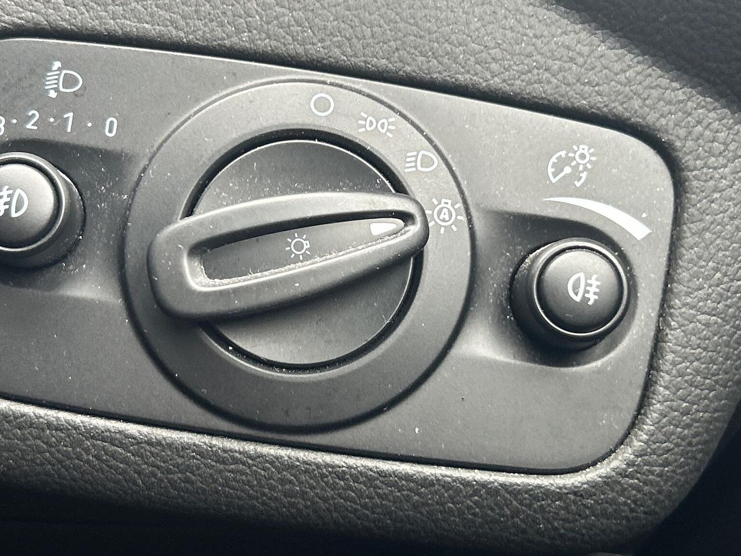 Vehicle 28