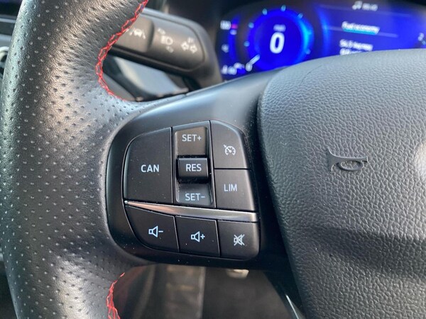 Used Ford Focus 2020 for sale - 76211964: Photo 26