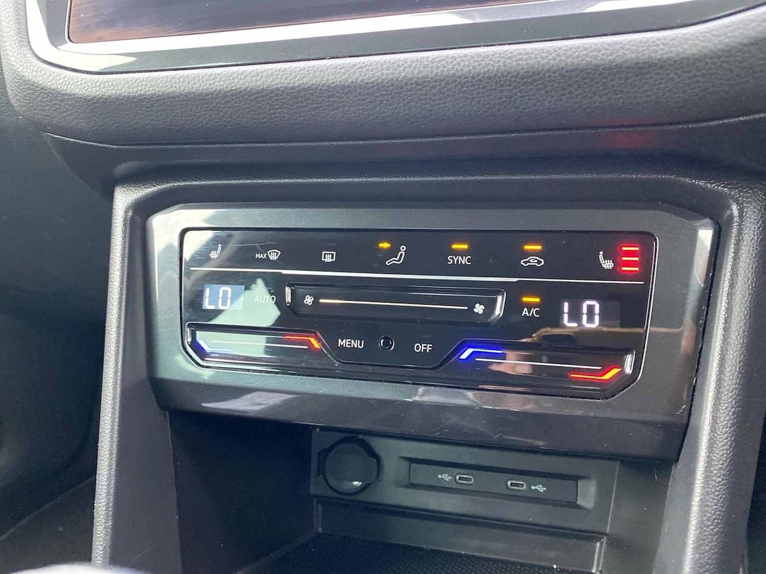 Used Volkswagen Tiguan 2021 for sale - 76859200: Photo 12