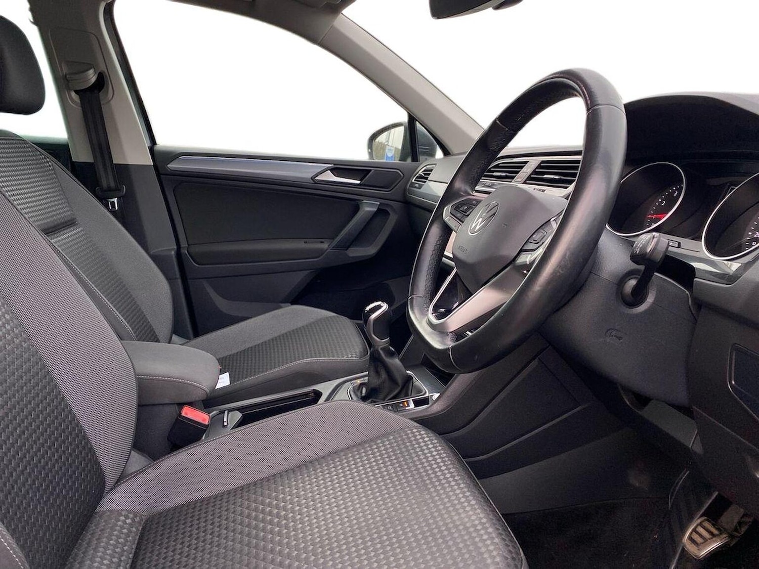 Used Volkswagen Tiguan 2021 for sale - 76859200: Photo 15