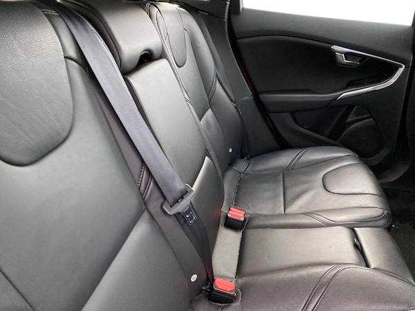 Used Volvo V40 2018 for sale - 76193222: Photo 16