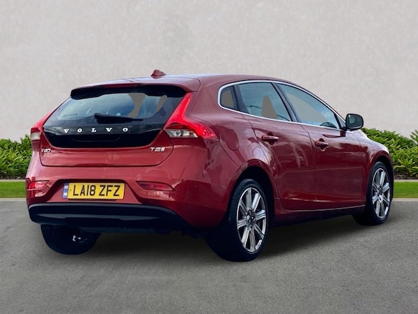 Used Volvo V40 2018 for sale - 76193222: Photo 18