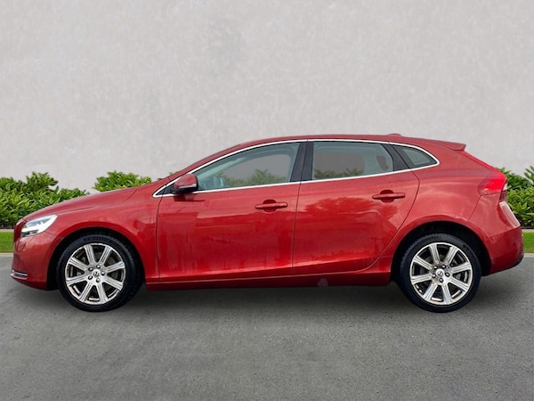 Used Volvo V40 2018 for sale - 76193222: Photo 19