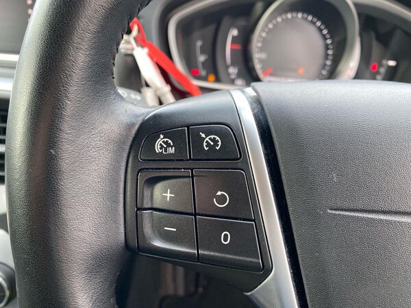 Used Volvo V40 2018 for sale - 76193222: Photo 26