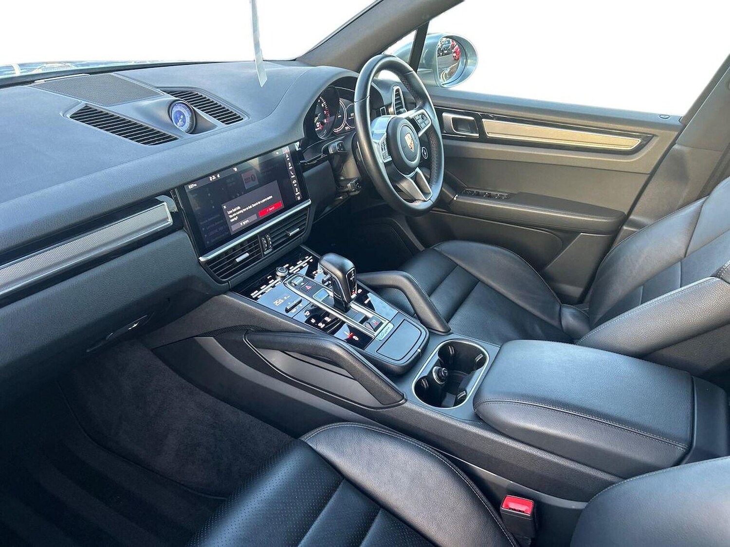 Used Porsche Cayenne 2020 for sale - 76897102: Photo 7