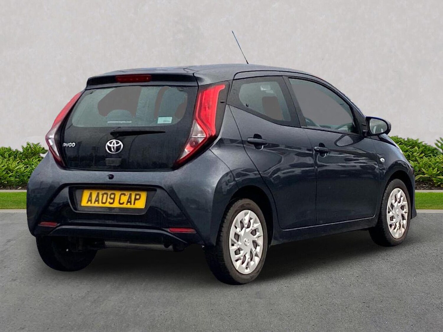 Used Toyota AYGO 2019 for sale - 76335114: Photo 18