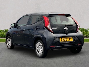 Used Toyota AYGO 2019 for sale - 76335114: Photo