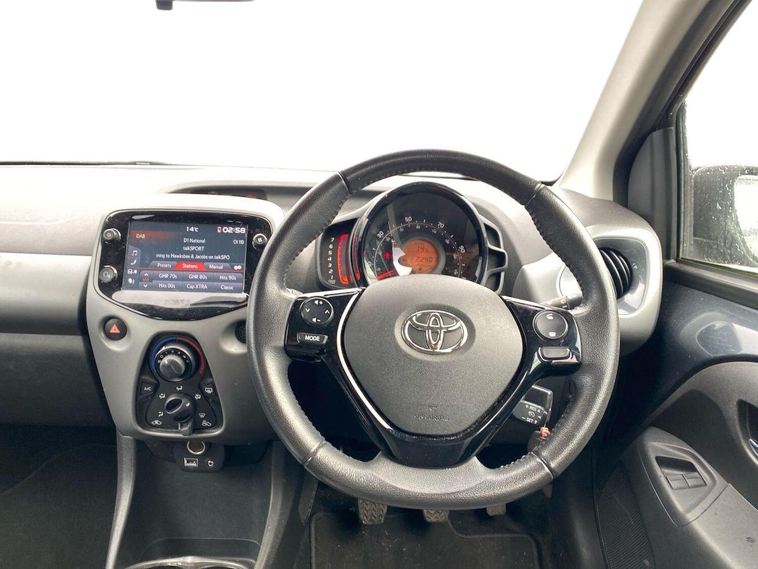 Used Toyota AYGO 2019 for sale - 76335114: Photo 9