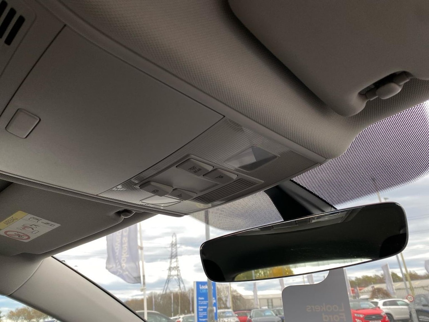 Used Volkswagen Golf 2017 for sale - 76720299: Photo 14