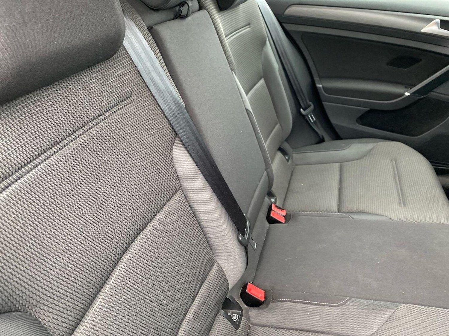 Used Volkswagen Golf 2017 for sale - 76720299: Photo 16