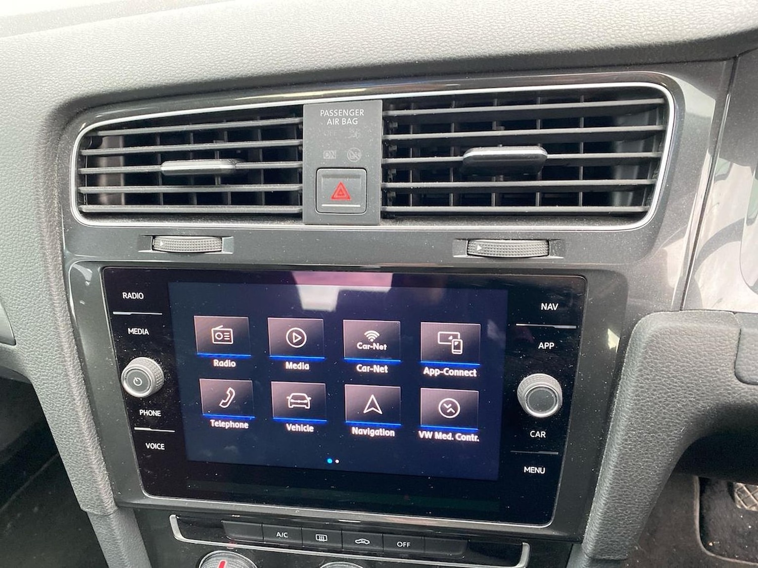 Used Volkswagen Golf 2017 for sale - 76720299: Photo 25