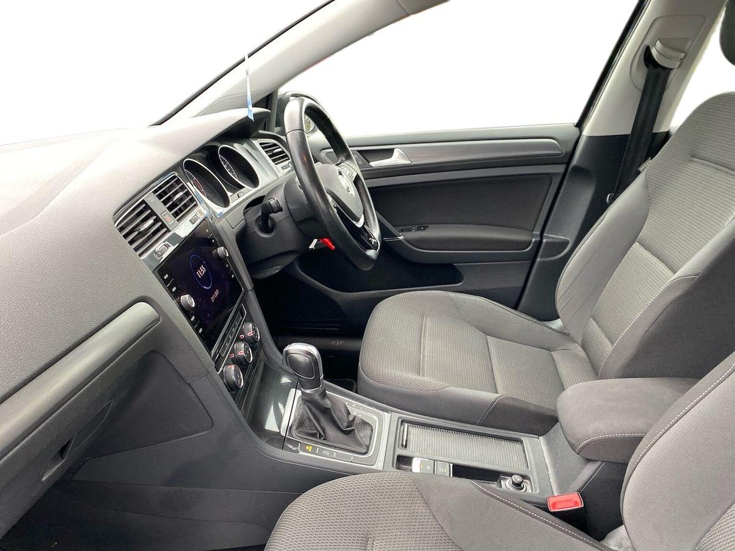 Used Volkswagen Golf 2017 for sale - 76720299: Photo 7