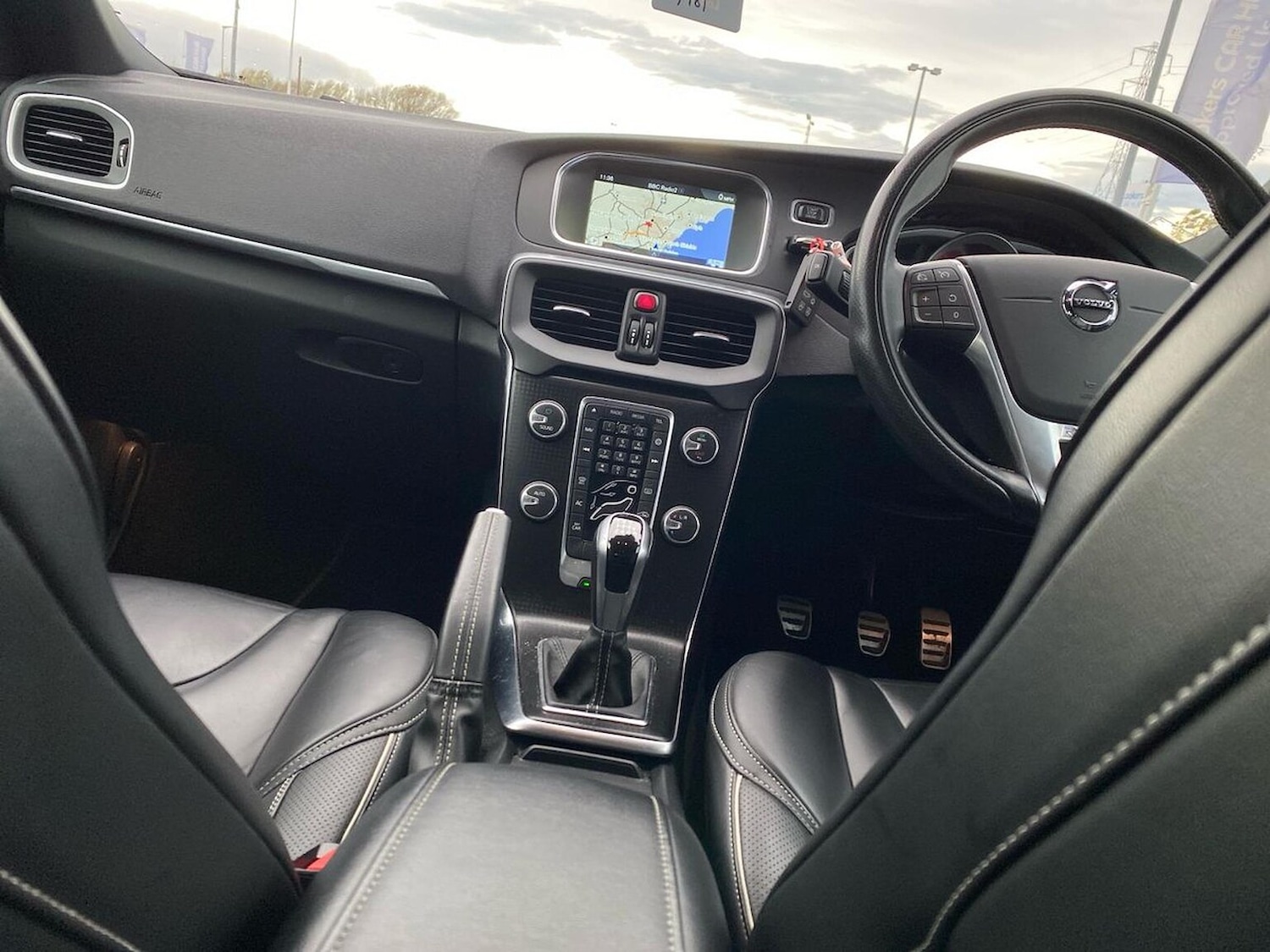 Used Volvo V40 2016 for sale - 76807483: Photo 13