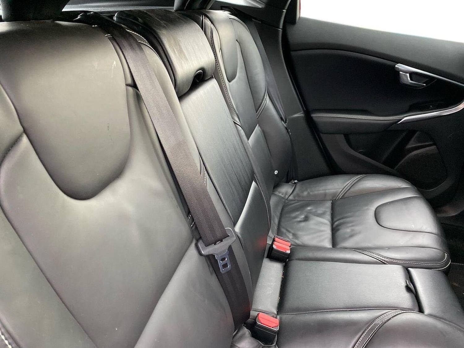 Used Volvo V40 2016 for sale - 76807483: Photo 16