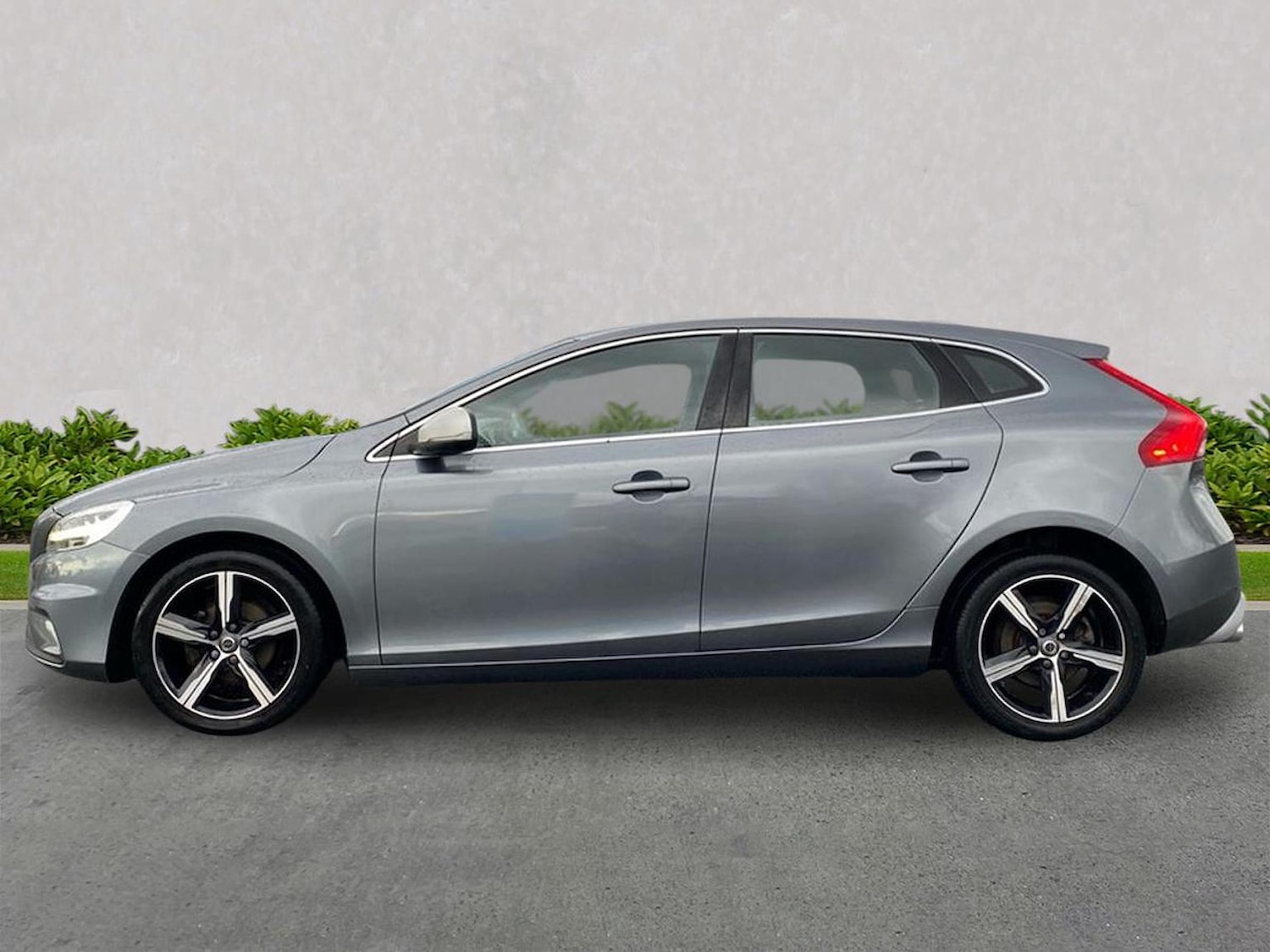 Used Volvo V40 2016 for sale - 76807483: Photo 19
