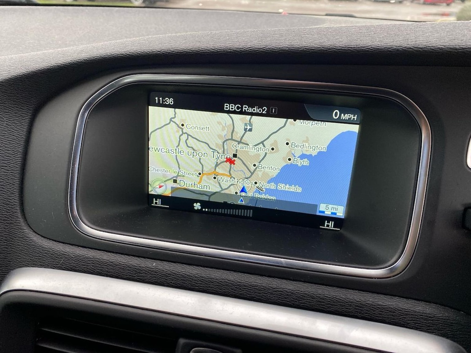 Used Volvo V40 2016 for sale - 76807483: Photo 24