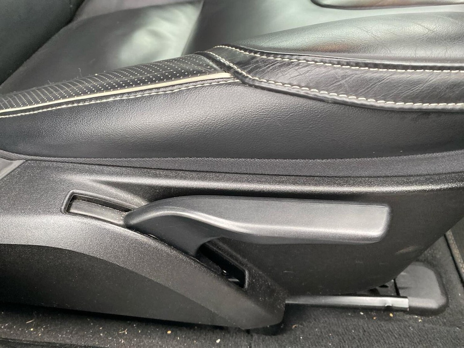 Used Volvo V40 2016 for sale - 76807483: Photo 30