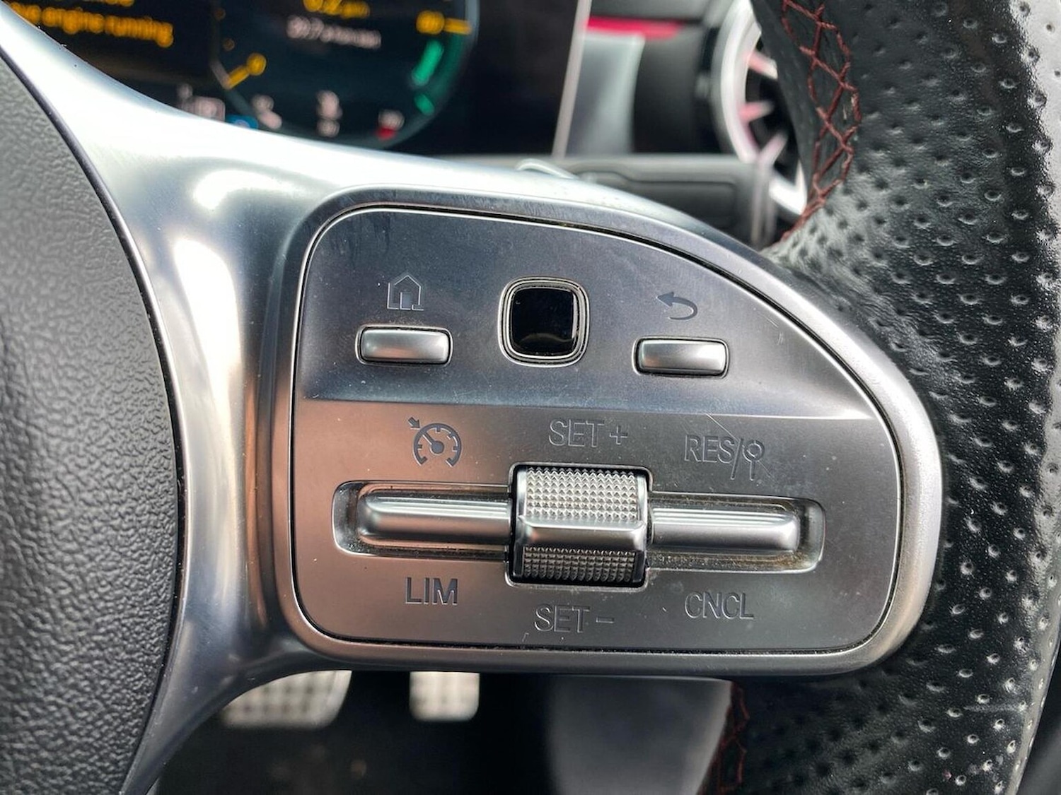 Used Mercedes-Benz A-Class 2018 for sale - 76951185: Photo 27