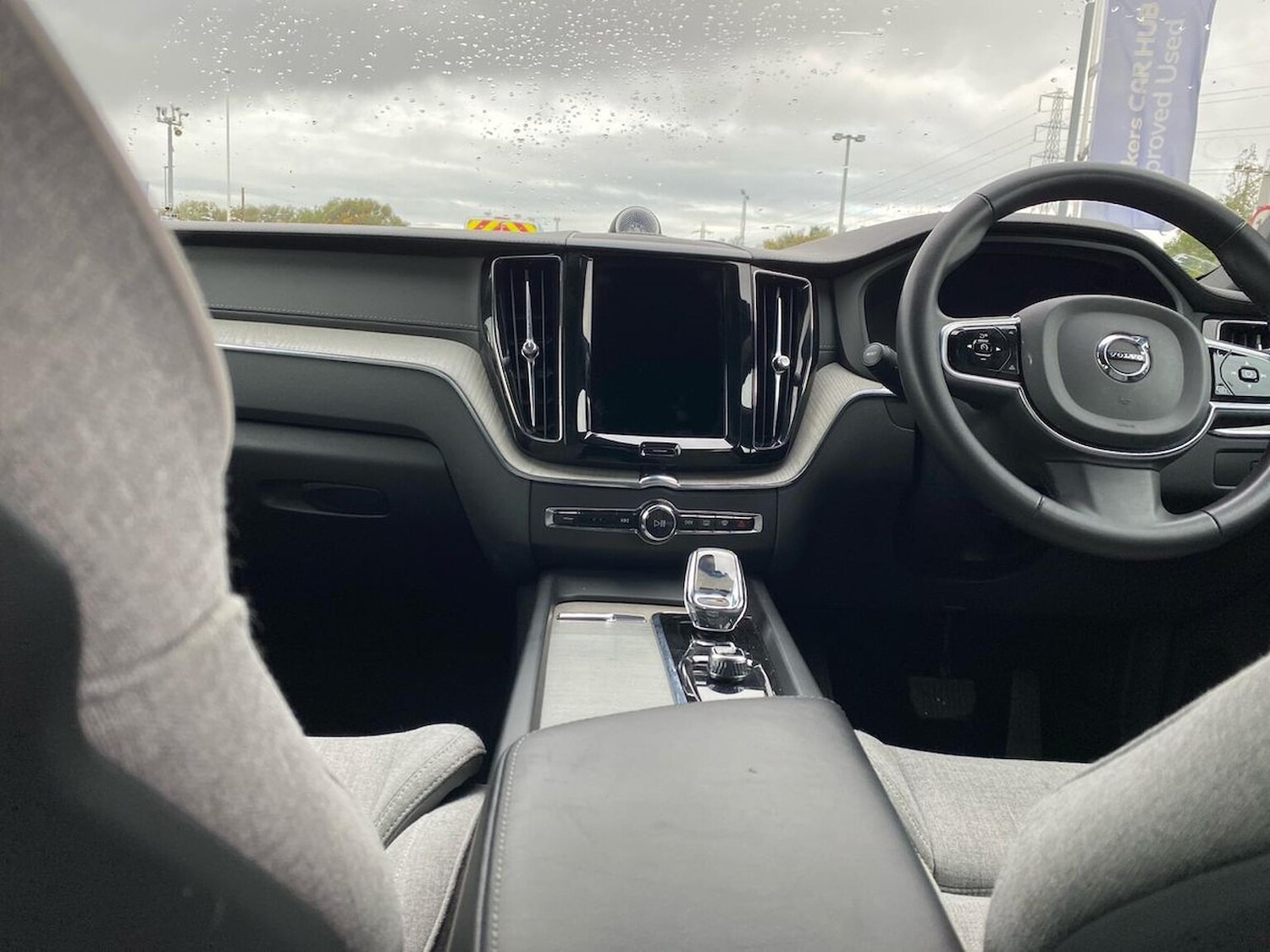 Used Volvo XC60 2023 for sale - 76331094: Photo 13