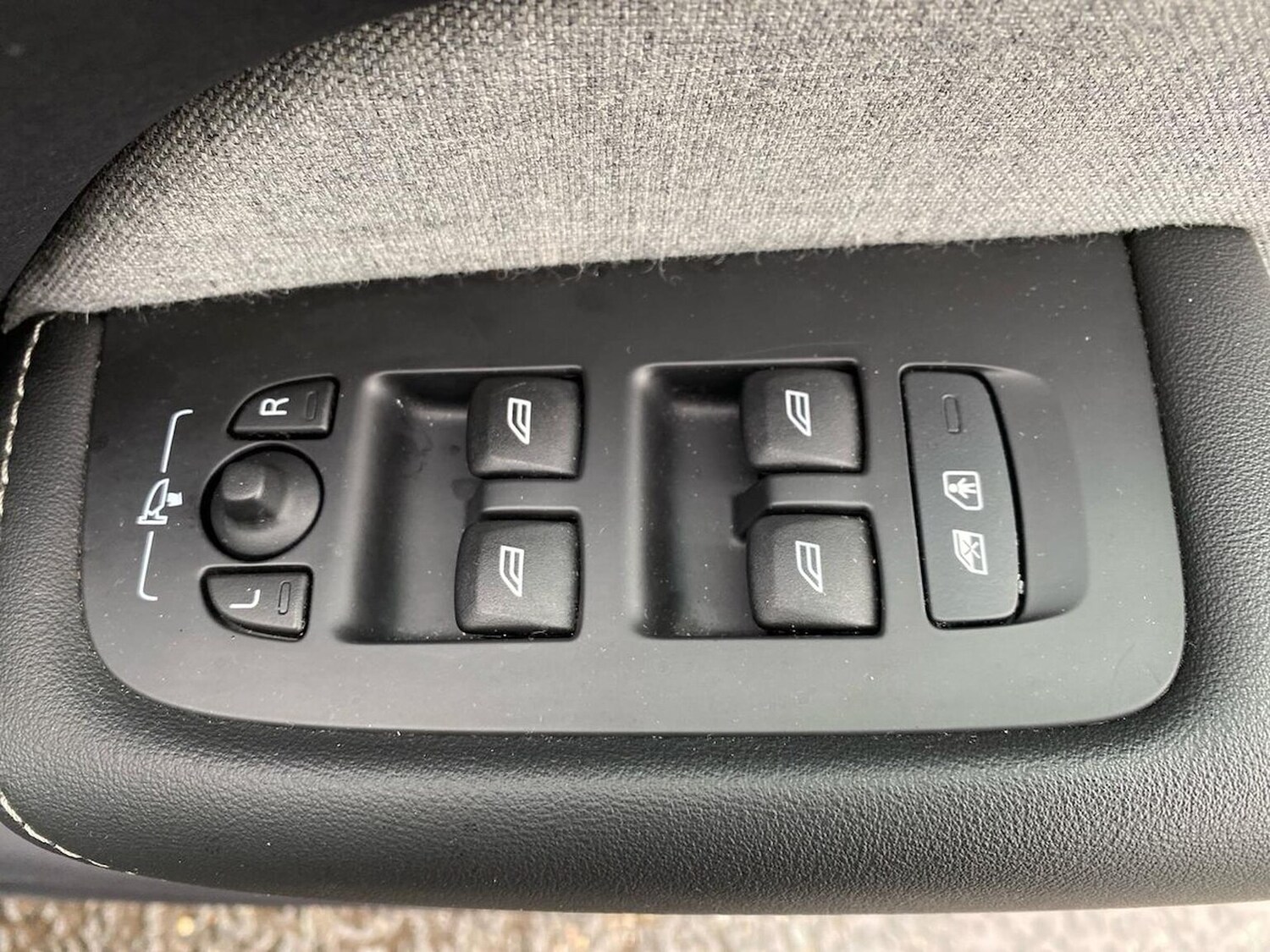 Used Volvo XC60 2023 for sale - 76331094: Photo 21