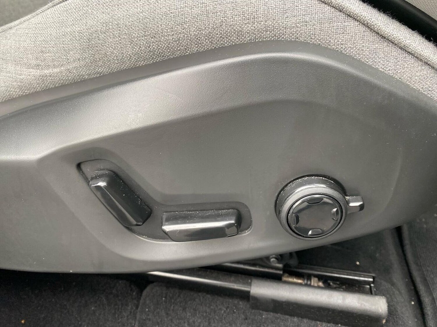 Used Volvo XC60 2023 for sale - 76331094: Photo 30